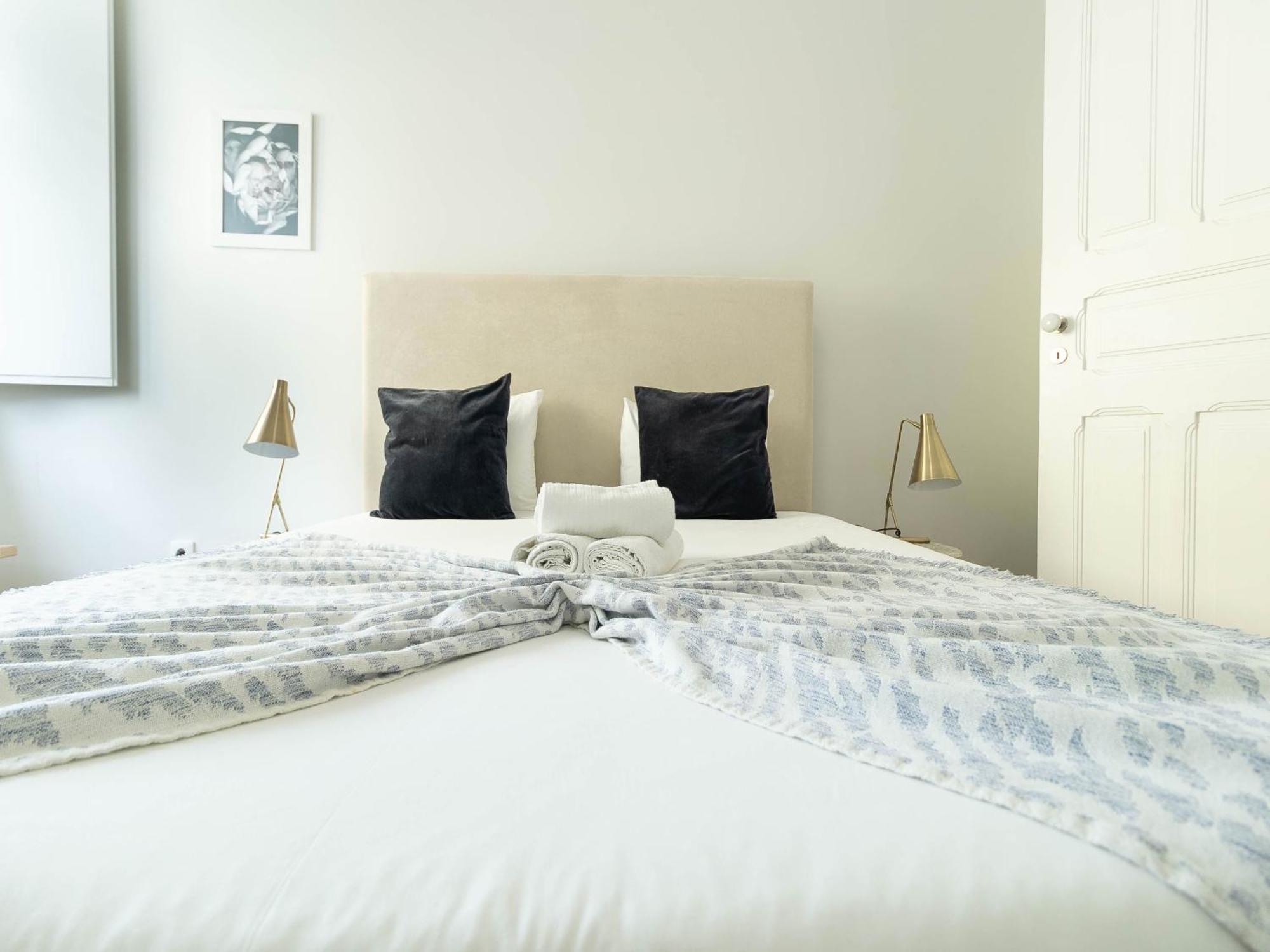 Akicity Iris Apartment